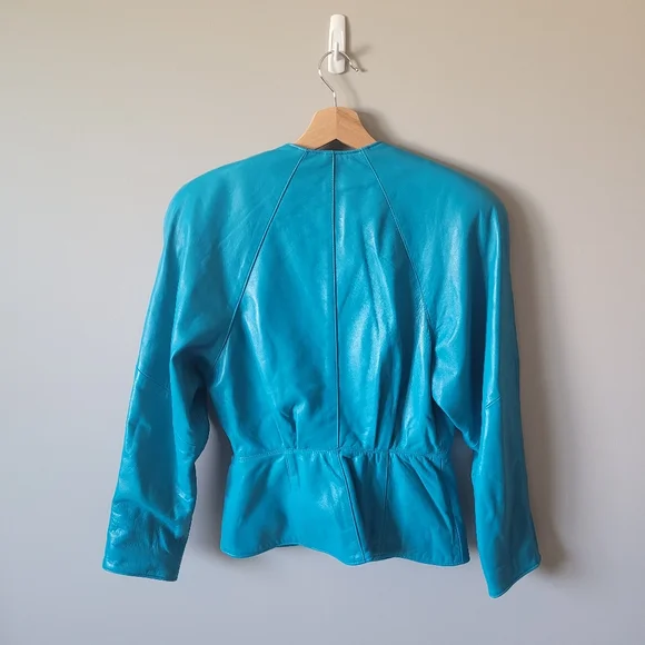1980s teal blue leather jacket and pencil skirt, 3 piece suit set - Picture 6 of 16
